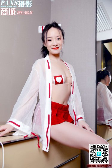 女生搞鸡